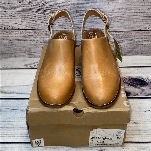 leila slingback mule